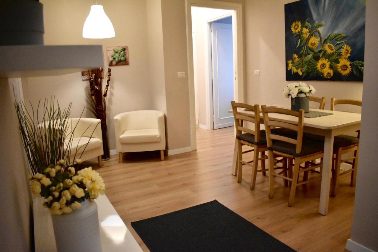 Appartement Domus Claudia à Rome Extérieur photo