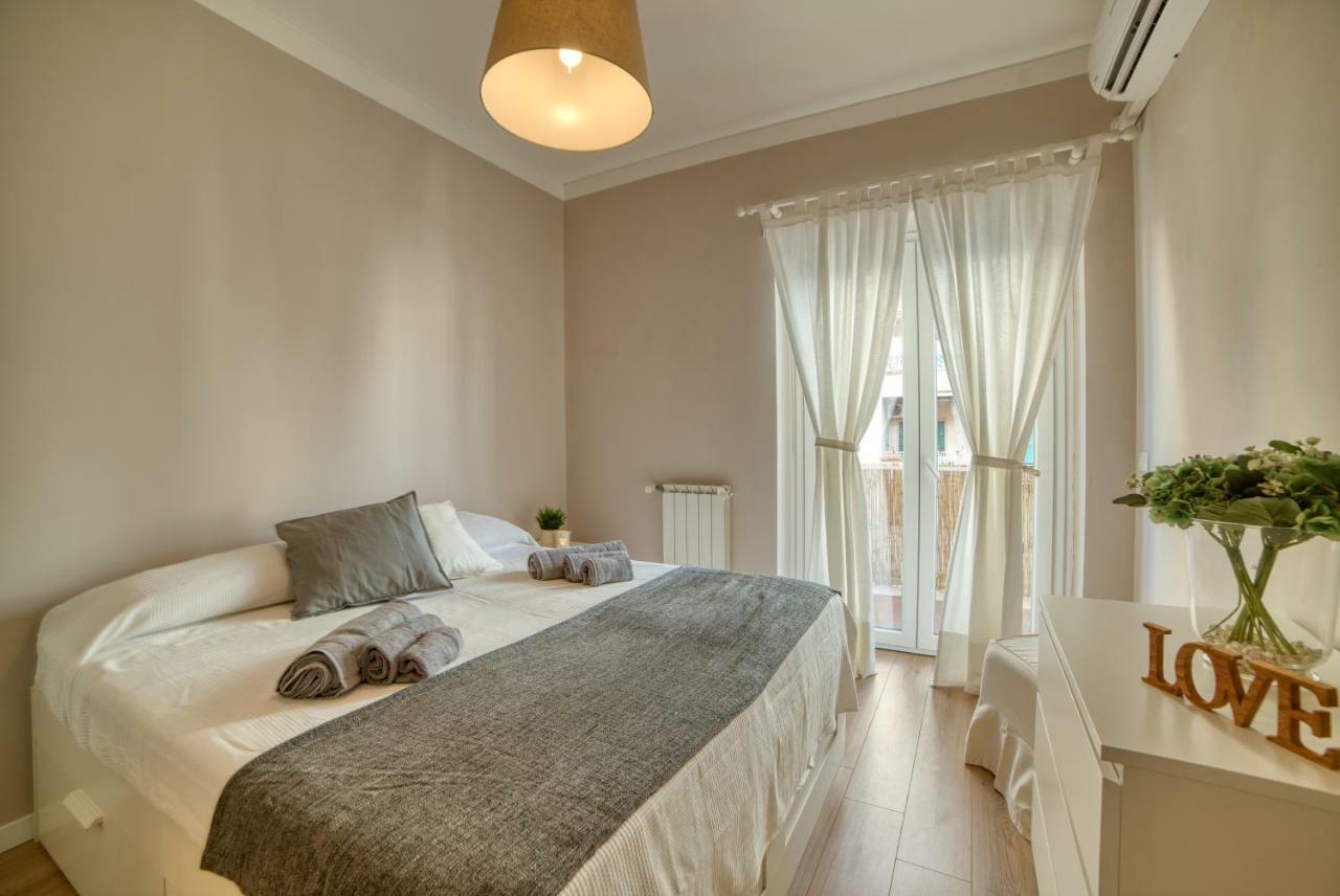 Appartement Domus Claudia à Rome Extérieur photo